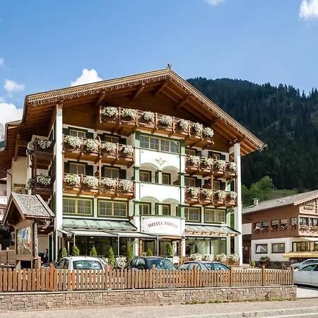 Hotel Pareda 4*