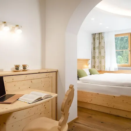 Hotel Pareda Canazei